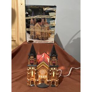 Heartland Valley Village Church Cathedral OWell Porcelain Christmas 1997